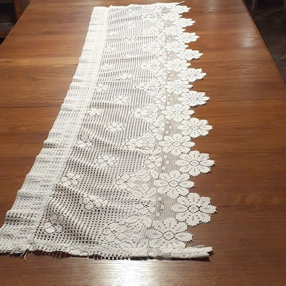 Heritage lace Other - Pair (1 shown) of lovely 66" L white heritage lace with floral design valances.